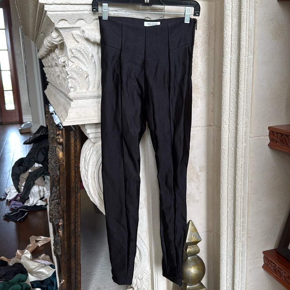 Good American High Shine Leggings size 2